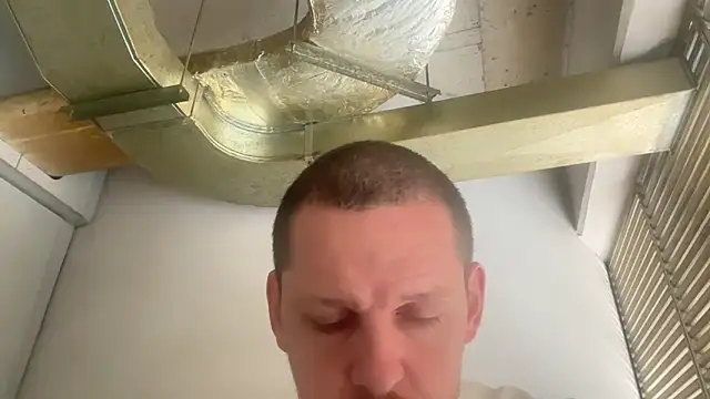 Snapshot of fmodel chatting on December 2024 09:50:02 AM fmodel online show from December 2024 09:50:02 AM