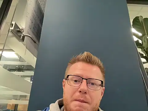 Snapshot of fmodel chatting on January 2025 10:54:01 AM fmodel online show from January 2025 10:54:01 AM