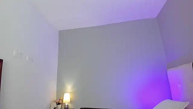 Snapshot of NataliaBuiles chatting on January 2025 12:22:02 AM NataliaBuiles online show from January 2025 12:22:02 AM