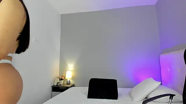 Snapshot of NataliaBuiles chatting on February 2025 07:23:02 PM NataliaBuiles online show from February 2025 07:23:02 PM