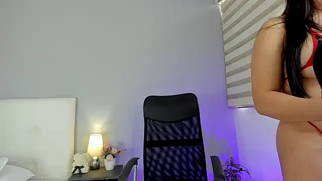 Snapshot of NataliaBuiles chatting on February 2025 07:59:02 PM NataliaBuiles online show from February 2025 07:59:02 PM