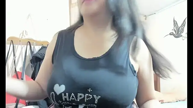 latinfemale online show from December 2024 01:11:01 AM