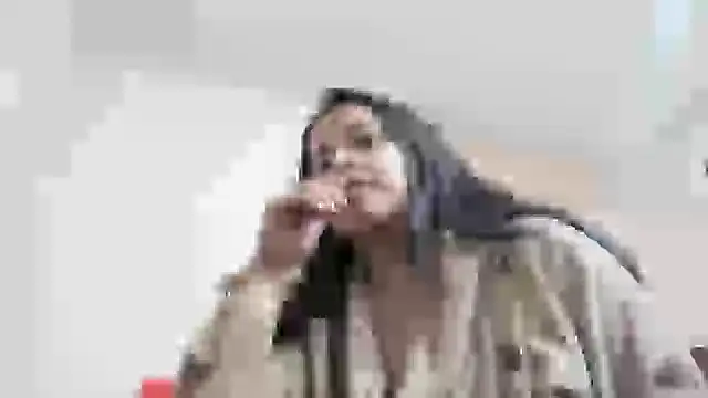 latinfemale online show from December 2024 01:24:02 AM