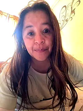 Snapshot of latinfemale chatting on September 2025 03:06:01 PM latinfemale online show from September 2025 03:06:01 PM