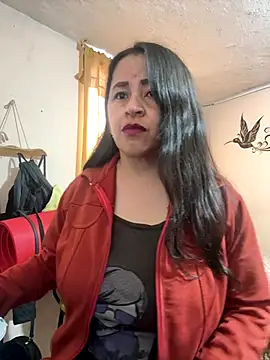 Snapshot of latinfemale chatting on October 2025 09:47:01 PM latinfemale online show from October 2025 09:47:01 PM