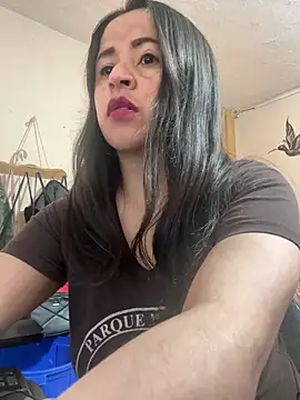 Snapshot of latinfemale chatting on October 2025 10:14:02 PM latinfemale online show from October 2025 10:14:02 PM