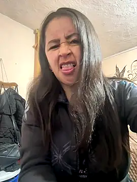 Snapshot of latinfemale chatting on October 2025 11:16:02 PM latinfemale online show from October 2025 11:16:02 PM