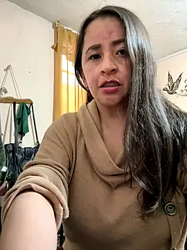 Snapshot of latinfemale chatting on November 2025 09:14:01 PM latinfemale online show from November 2025 09:14:01 PM