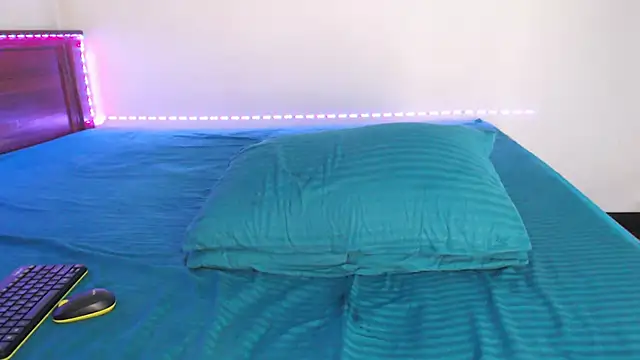 BeautyPriya online show from March 2025 04:40:02 AM