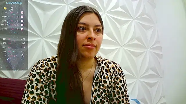 Snapshot of jerryandjessica chatting on November 2025 11:03:01 PM jerryandjessica online show from November 2025 11:03:01 PM