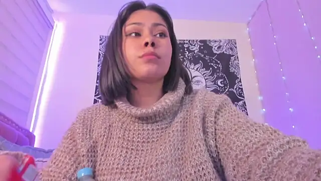 Karol karoline online show from March 2025 09:37:01 PM