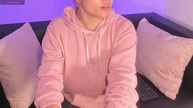 Evelyn Vega online show from December 2024 03:25:02 AM