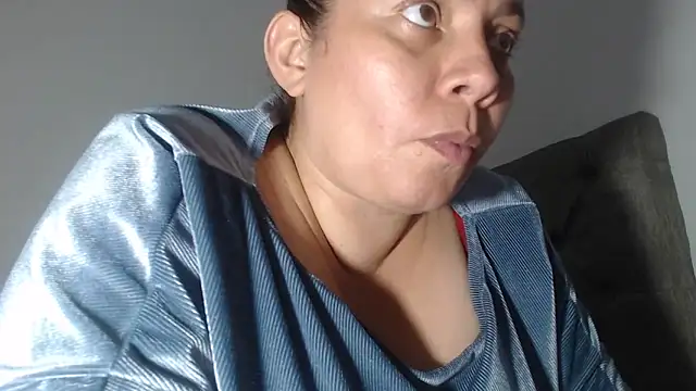 Snapshot of tiffany_horny_1 chatting on February 2025 10:40:02 PM tiffany horny 1 online show from February 2025 10:40:02 PM