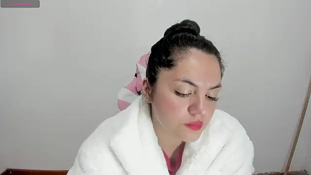 Anal Milky Momma online show from January 2025 10:44:02 PM