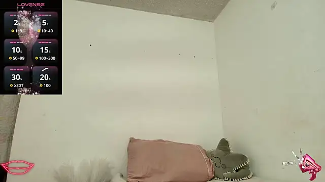 Anal Milky Momma online show from September 2025 07:49:01 PM