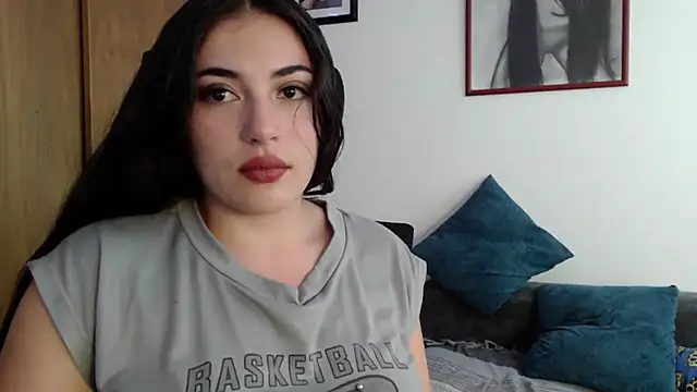 Honey Aynur20 online show from September 2025 06:08:02 PM