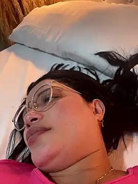 Snapshot of valerie_lya chatting on October 2025 08:16:02 PM valerie lya online show from October 2025 08:16:02 PM