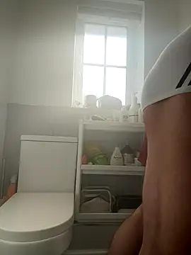 Milkyman1987 online show from October 2025 10:57:01 AM