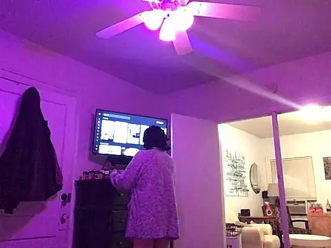 Jcharlesnew69xh online show from November 2025 12:32:01 AM