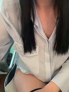 Snapshot of CallMeAngelica chatting on November 2025 10:39:02 AM CallMeAngelica online show from November 2025 10:39:02 AM