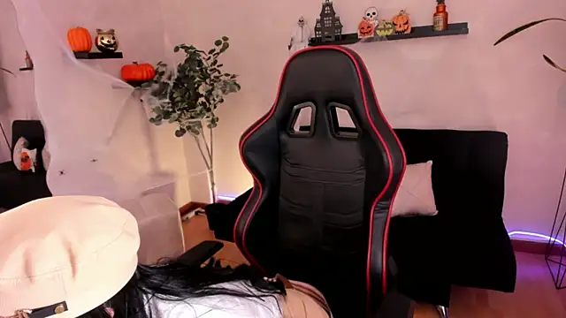 EmmyEvans1 online show from October 2025 08:06:02 PM