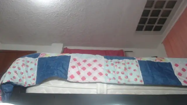 prettyangelsquirt online show from December 2024 06:16:02 PM