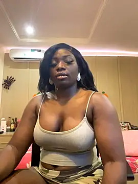 Sweetbootty online show from November 2025 09:15:02 PM