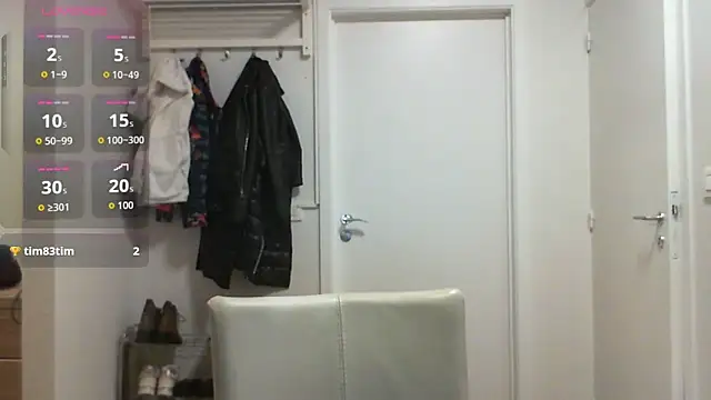 SusanCurt online show from October 2025 08:36:02 AM