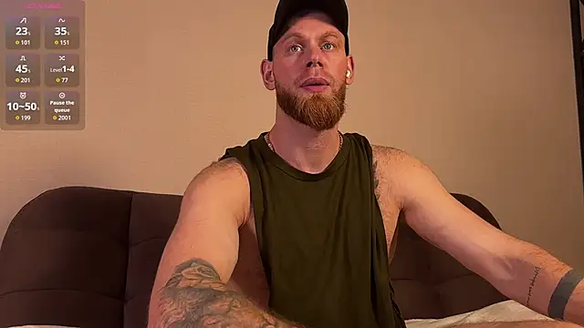 Snapshot of Xxx_______Xxx chatting on October 2025 06:05:02 PM Xxx Xxx online show from October 2025 06:05:02 PM