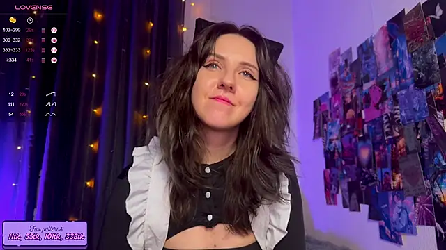 Snapshot of HotaruTomo chatting on October 2025 07:42:02 PM HotaruTomo online show from October 2025 07:42:02 PM