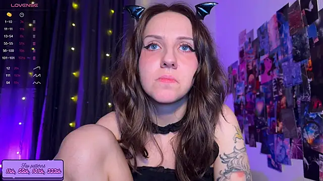 Snapshot of HotaruTomo chatting on October 2025 10:22:02 PM HotaruTomo online show from October 2025 10:22:02 PM