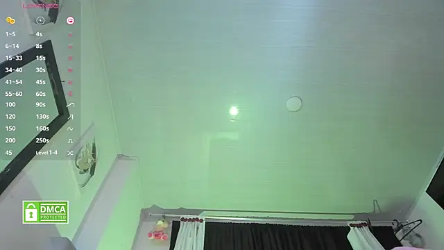 Snapshot of valen_pretty chatting on October 2025 03:57:02 PM valen pretty online show from October 2025 03:57:02 PM