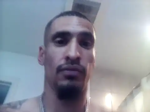 Prettyboiflaco online show from December 2024 10:34:02 PM