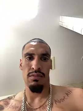 Prettyboiflaco online show from February 2025 06:49:02 PM