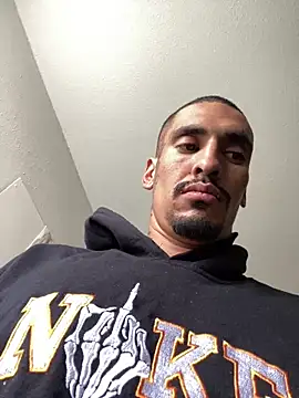 Prettyboiflaco online show from February 2025 09:31:01 PM