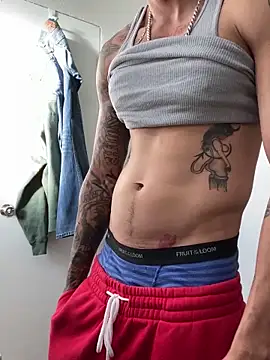 Prettyboiflaco online show from February 2025 02:22:02 PM