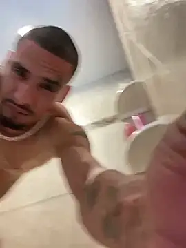 Prettyboiflaco online show from February 2025 08:22:02 PM