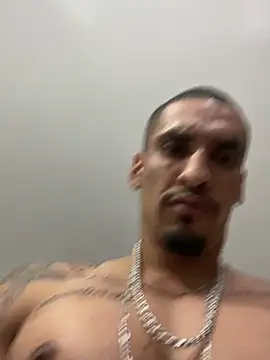 Prettyboiflaco online show from March 2025 02:25:02 AM
