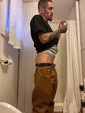 Prettyboiflaco online show from March 2025 01:00:01 AM
