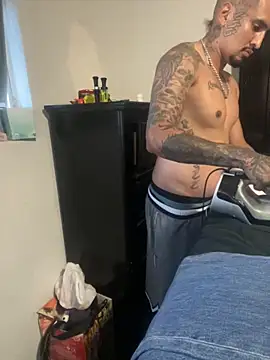 Prettyboiflaco online show from October 2025 09:15:02 PM