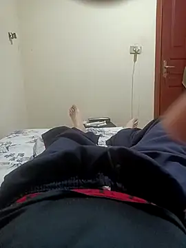 Snapshot of kalebGostoso chatting on October 2025 02:12:01 AM kalebGostoso online show from October 2025 02:12:01 AM