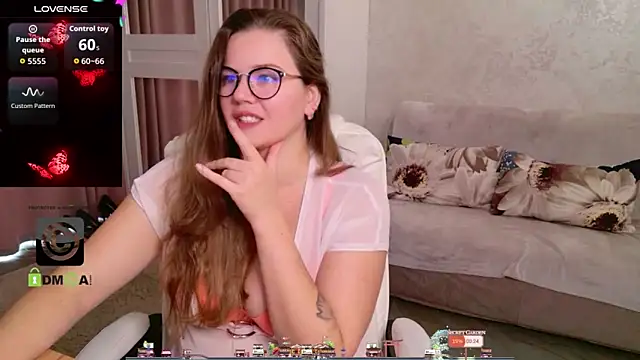 KellyKleine online show from November 2025 09:41:02 AM