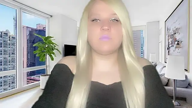 Snapshot of camsmiley chatting on February 2025 03:26:02 AM camsmiley online show from February 2025 03:26:02 AM