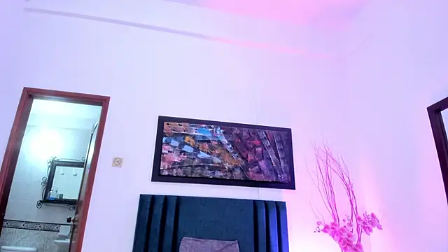 JupiteFox online show from January 2025 05:44:01 PM