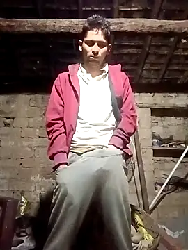 Snapshot of SunnyleoneBG chatting on December 2024 01:03:01 AM SunnyleoneBG online show from December 2024 01:03:01 AM