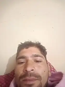 Snapshot of SunnyleoneBG chatting on December 2024 01:17:01 AM SunnyleoneBG online show from December 2024 01:17:01 AM