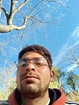 Snapshot of SunnyleoneBG chatting on January 2025 04:01:02 AM SunnyleoneBG online show from January 2025 04:01:02 AM