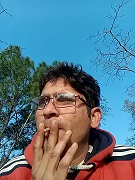 Snapshot of SunnyleoneBG chatting on January 2025 03:42:02 AM SunnyleoneBG online show from January 2025 03:42:02 AM