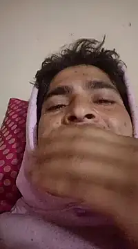 Snapshot of SunnyleoneBG chatting on January 2025 03:07:01 AM SunnyleoneBG online show from January 2025 03:07:01 AM