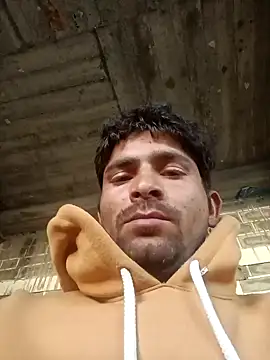 Snapshot of SunnyleoneBG chatting on January 2025 10:33:02 AM SunnyleoneBG online show from January 2025 10:33:02 AM